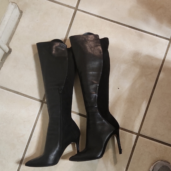 Aldo Black Heeled Boots Timeless Knee-High Style - Picture 4 of 4